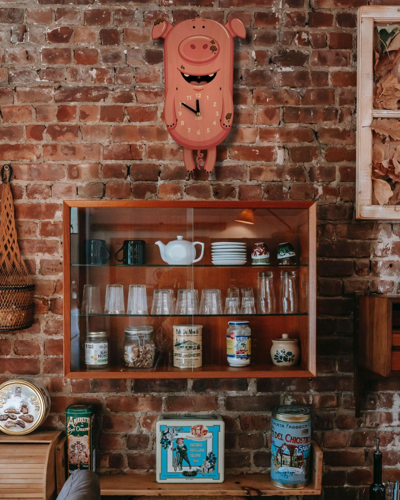 Curly the Pig Pendulum Clock