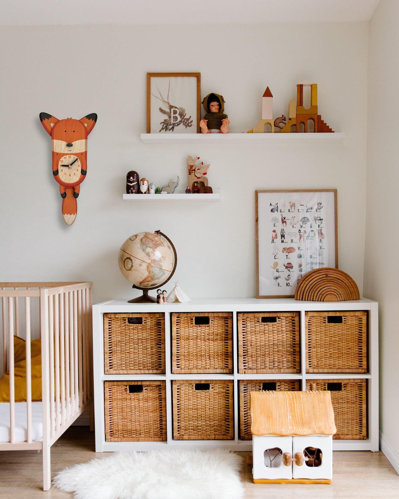 Hunter the Fox Pendulum Clock