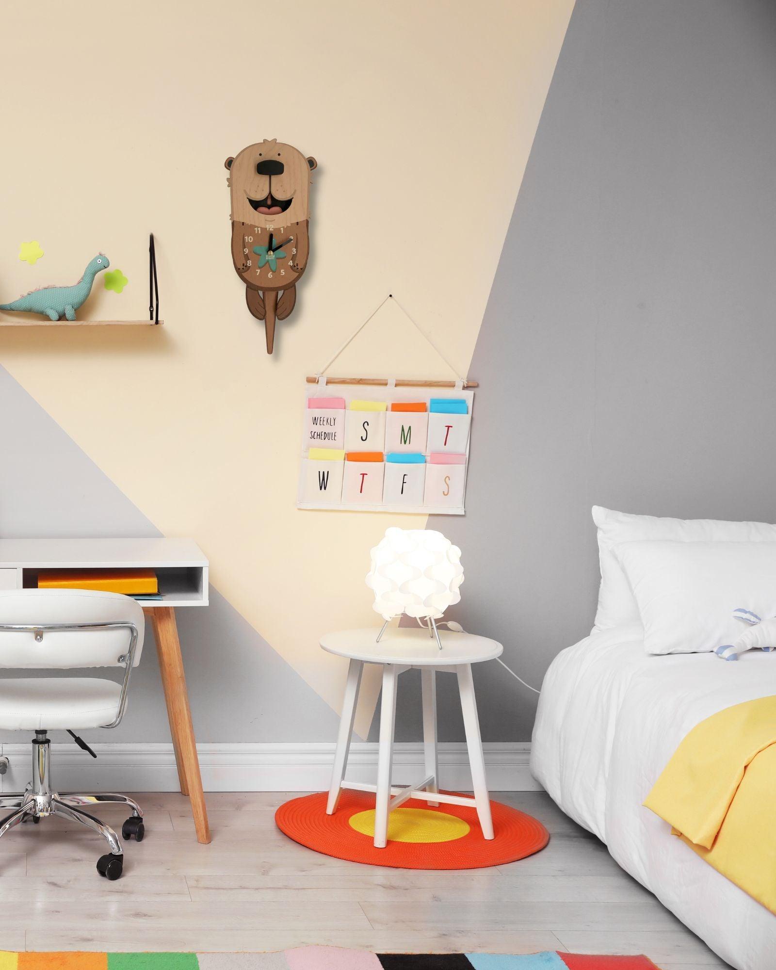 Lola the Otter Pendulum Clock