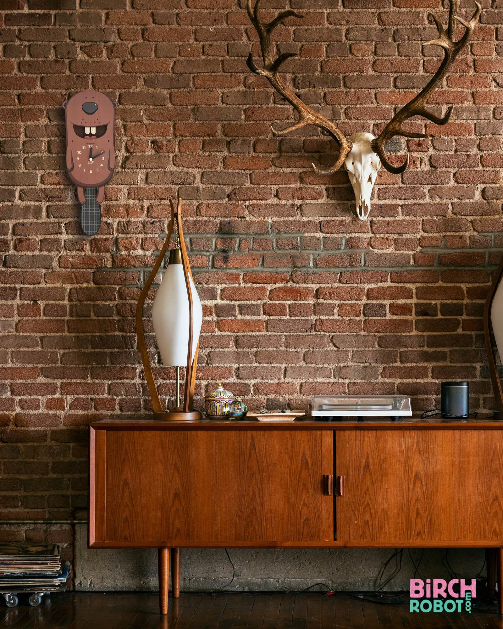 Chewy the Beaver Pendulum Clock