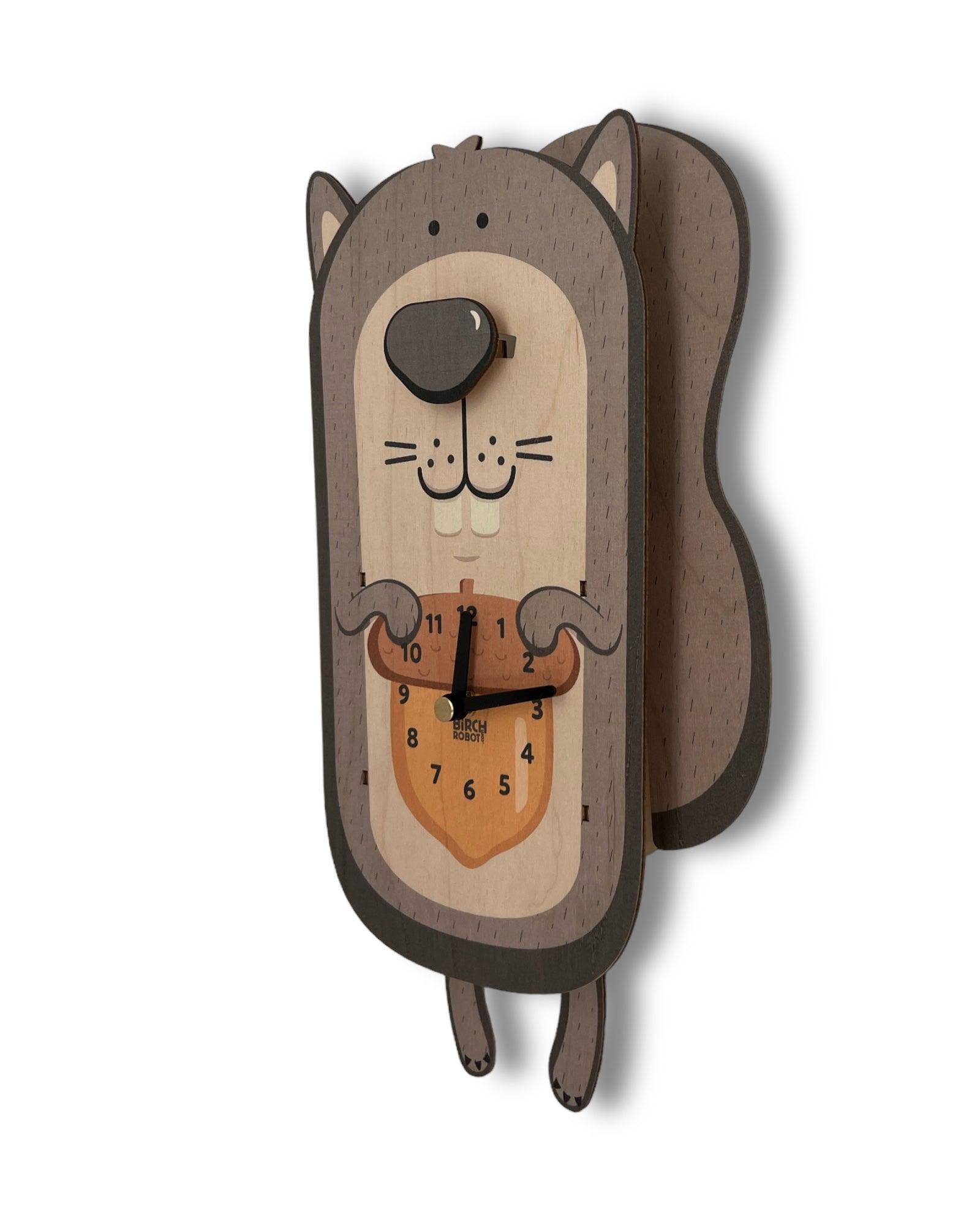 Chestnut the Squirrel Pendulum Clock