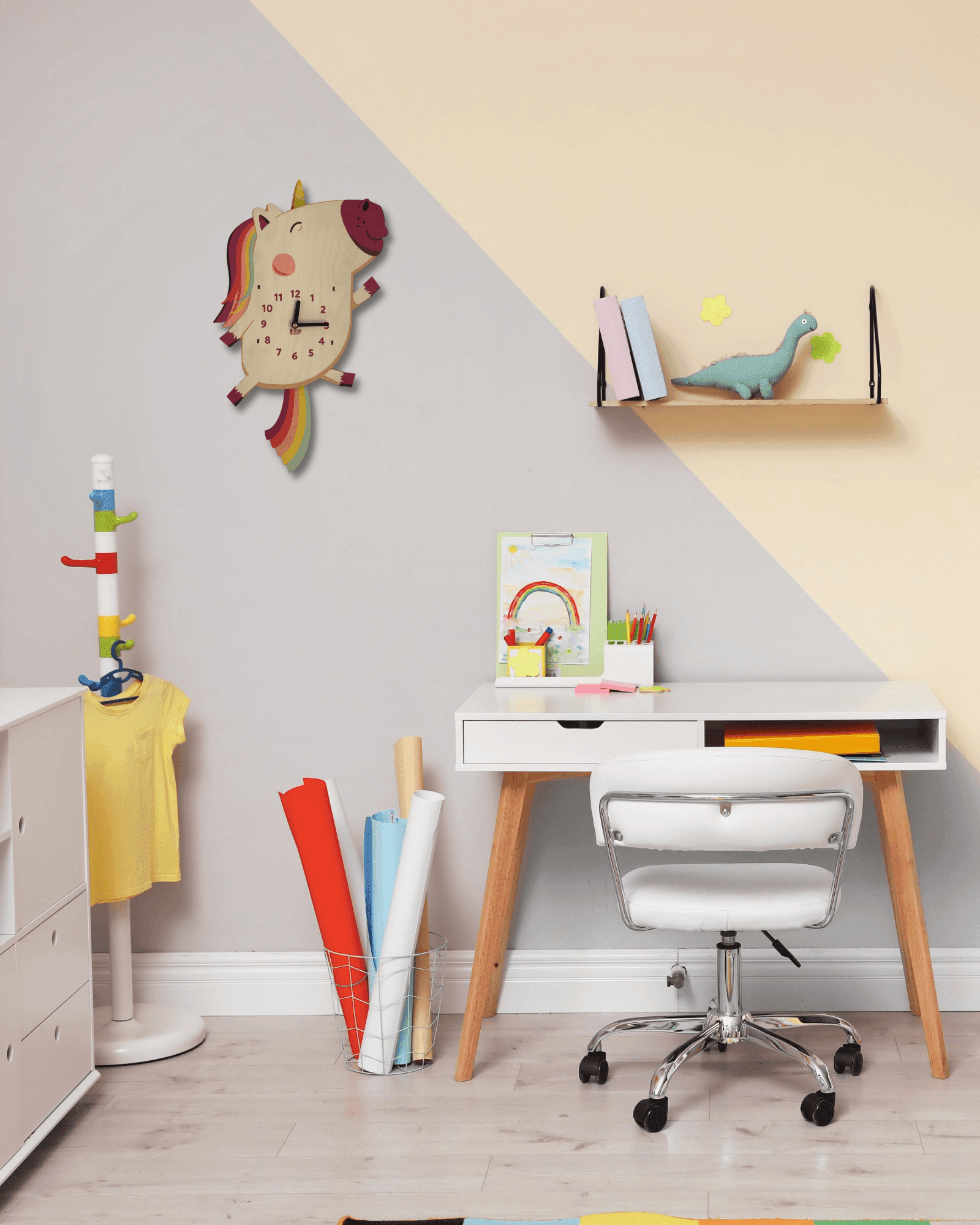 Dolly the Unicorn Pendulum Clock